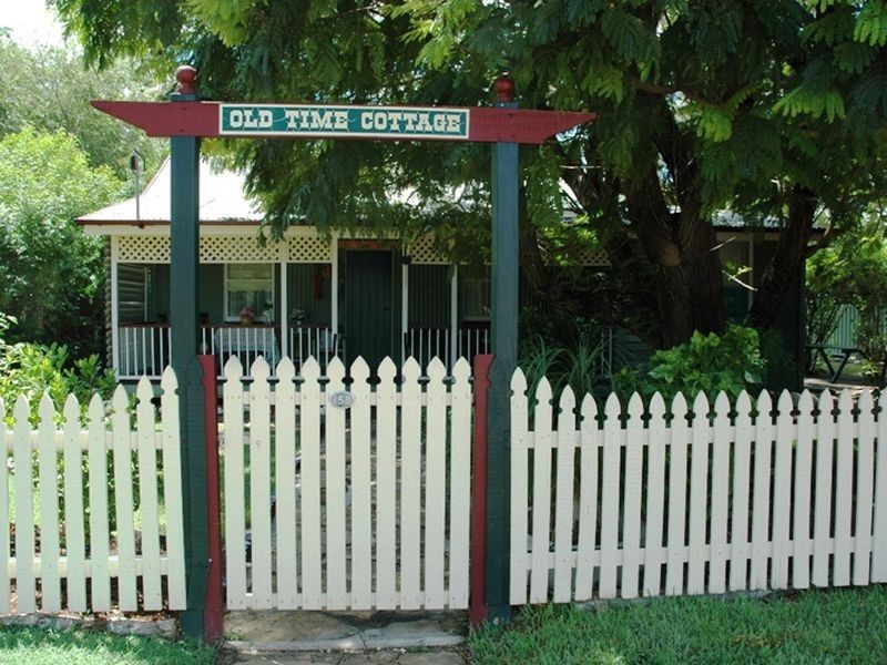 158 Crane street, Longreach QLD 4730