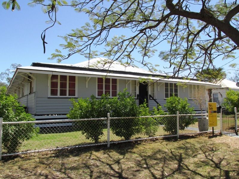 87 Falcon street, Longreach QLD 4730
