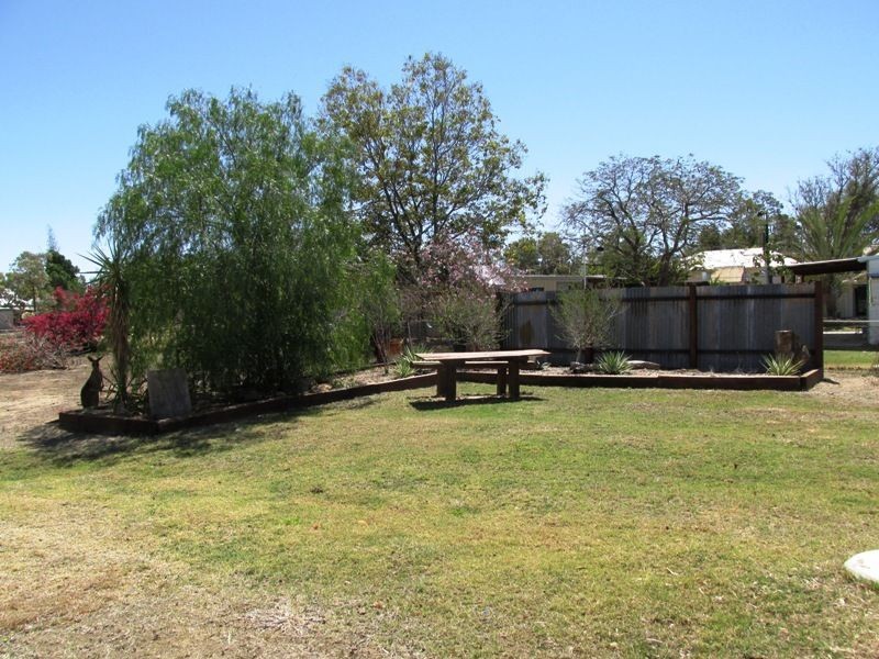 87 Falcon street, Longreach QLD 4730