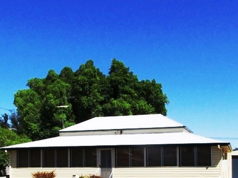 107 Galah street, Longreach QLD 4730