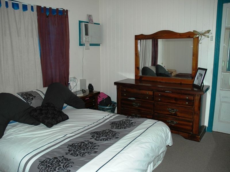 39 Eagle street, Longreach QLD 4730