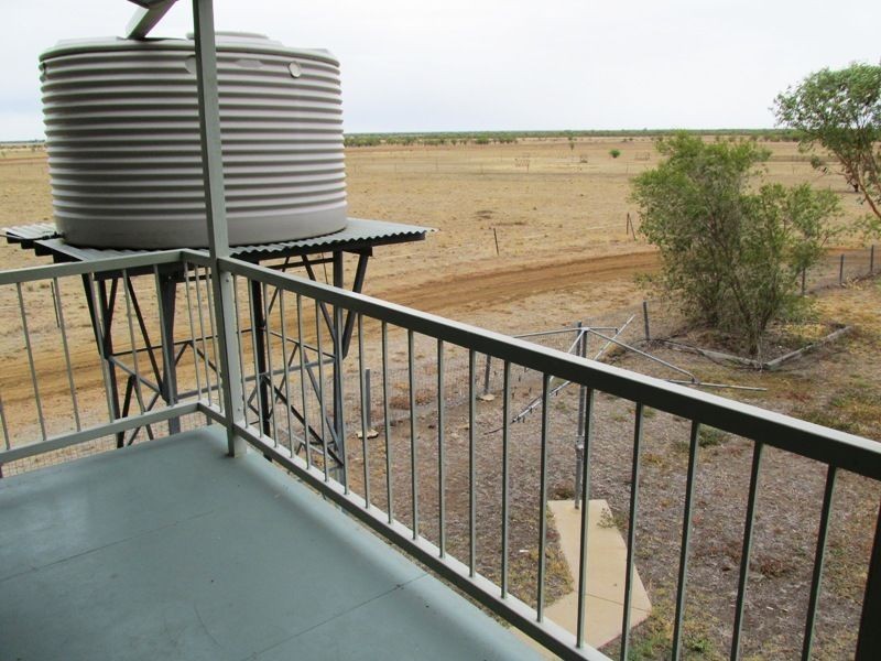 B/24 Gull street, Longreach QLD 4730