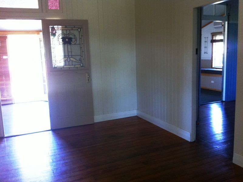 33 Eagle street, Longreach QLD 4730