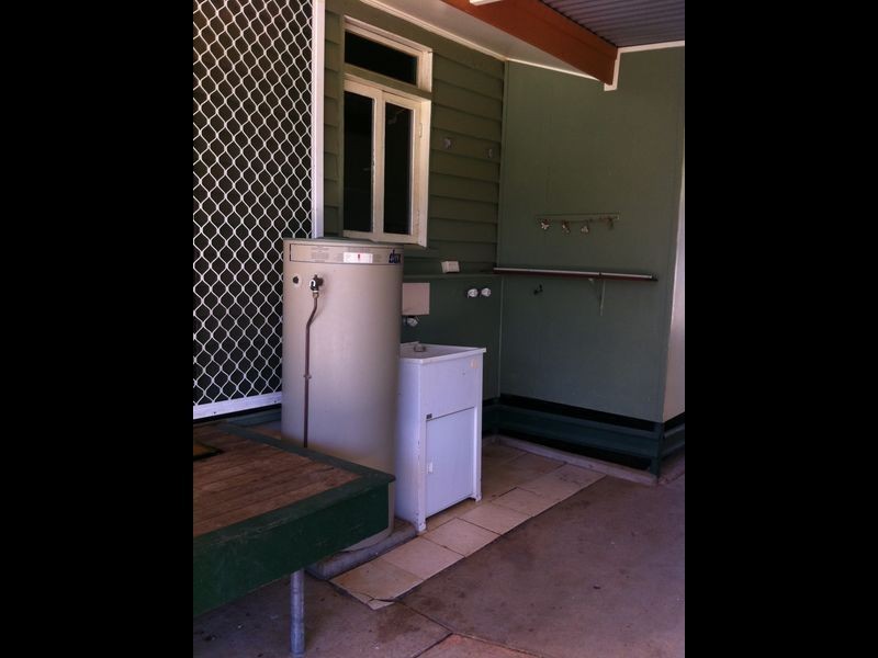 33 Eagle street, Longreach QLD 4730