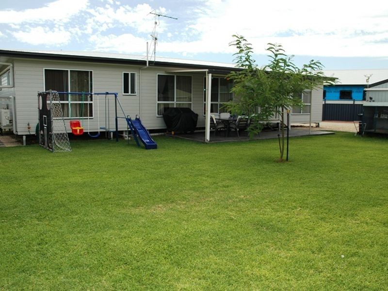 7 Honeyeater Court, Longreach QLD 4730