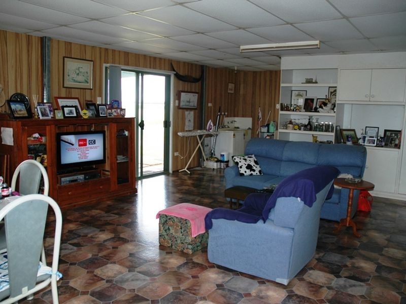 63-65 Mitchell street, Ilfracombe QLD 4727