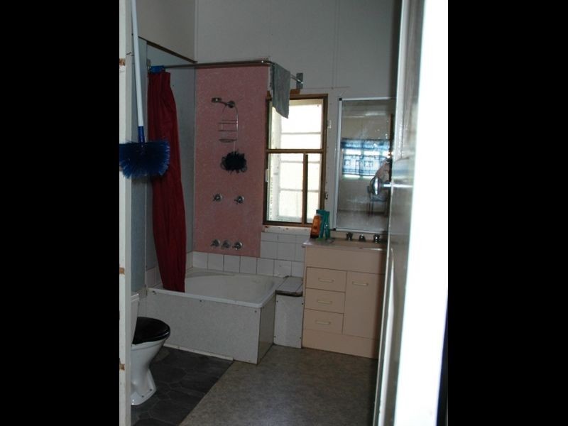 170 Kingfisher street, Longreach QLD 4730