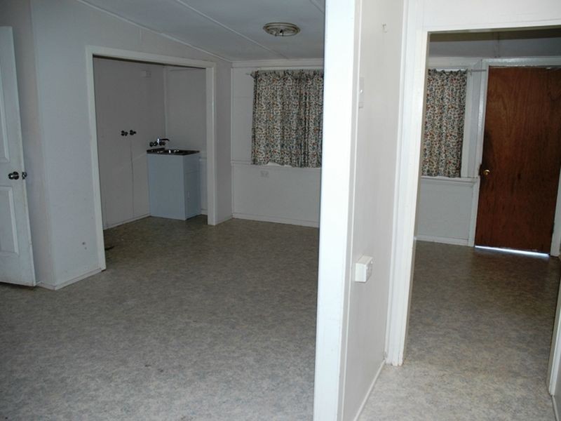 176 Crane street, Longreach QLD 4730