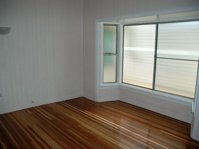 128 Cassowary street, Longreach QLD 4730