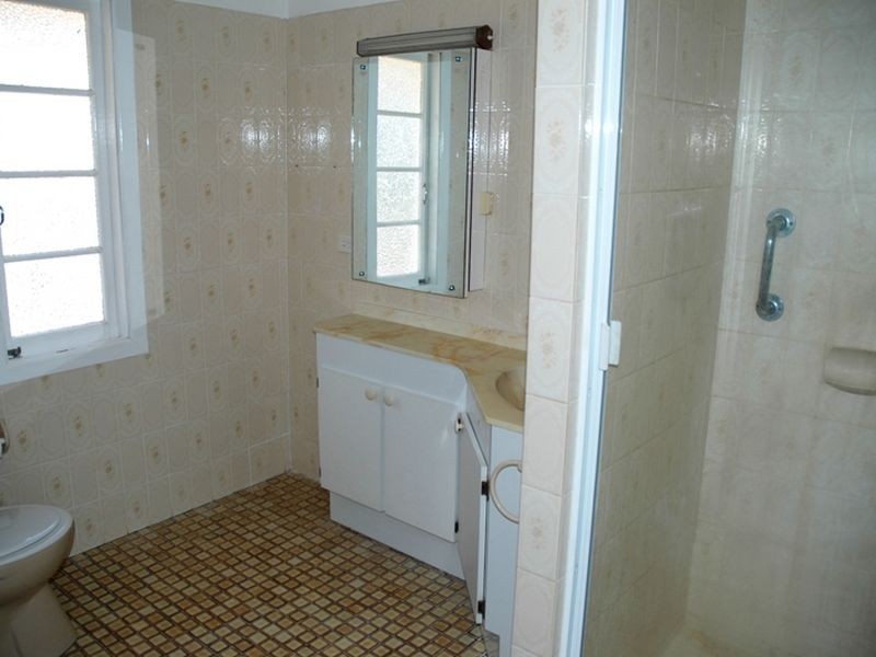 128 Cassowary street, Longreach QLD 4730