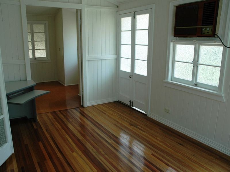 128 Cassowary street, Longreach QLD 4730