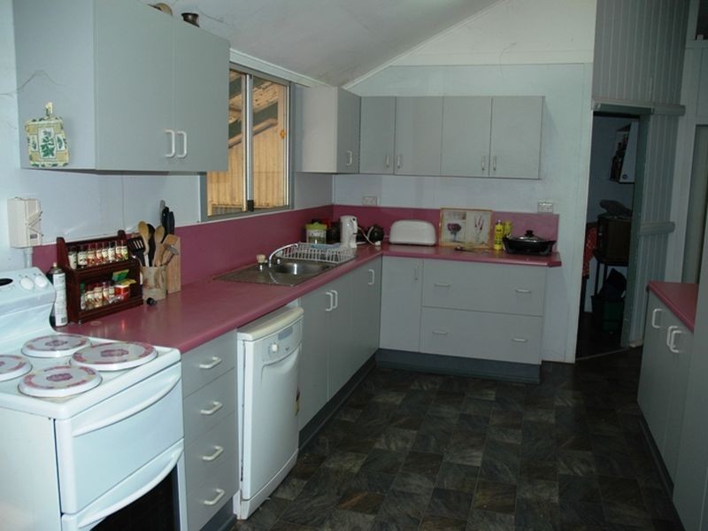 111 Fir street, Barcaldine QLD 4725