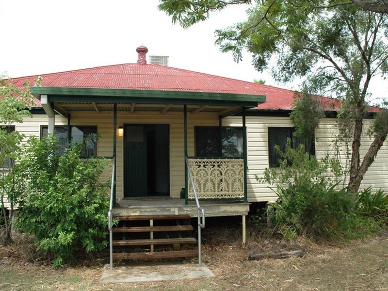 111 Fir street, Barcaldine QLD 4725