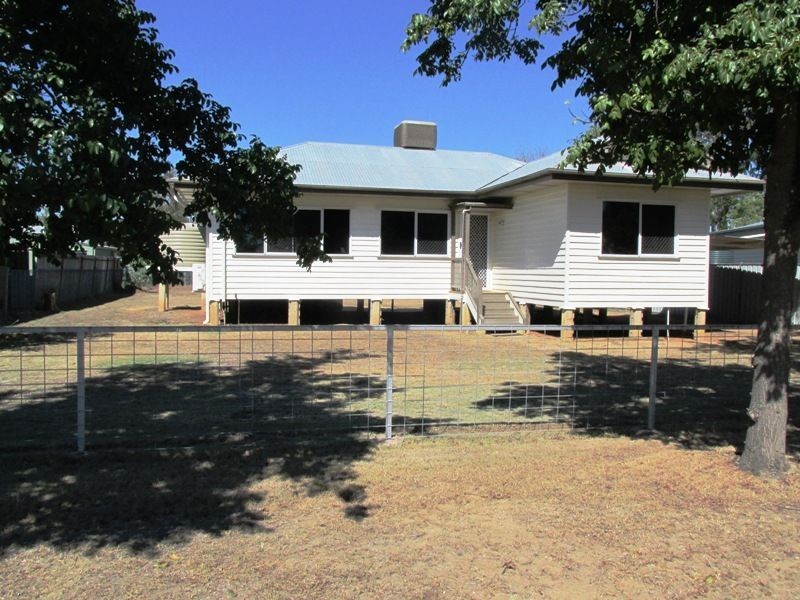 9 Heron street, Longreach QLD 4730