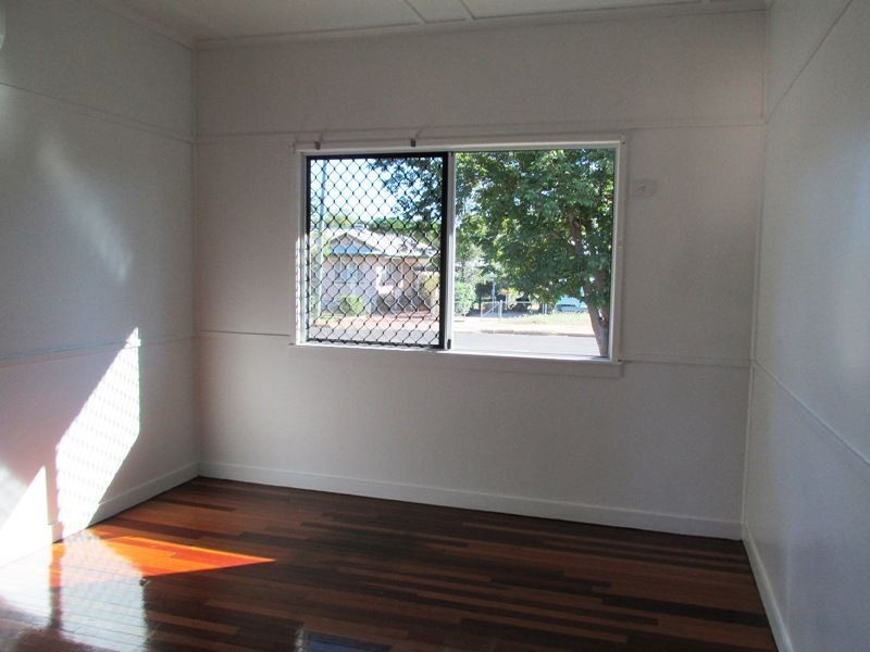 9 Heron street, Longreach QLD 4730