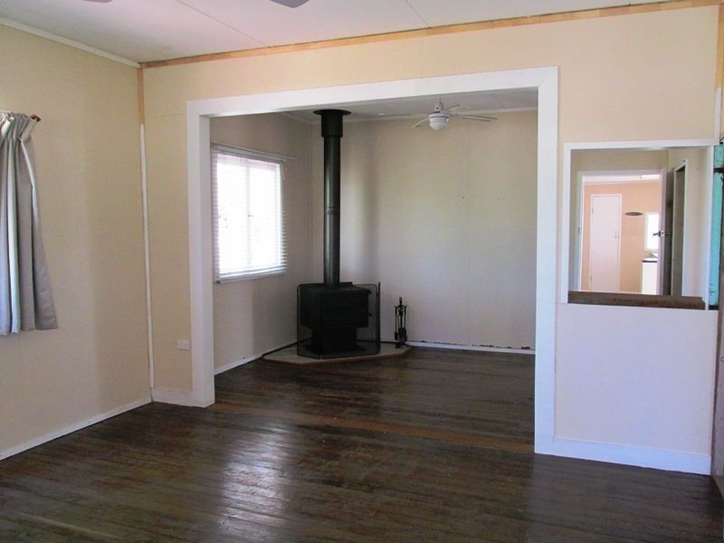 138 Yew street, Barcaldine QLD 4725