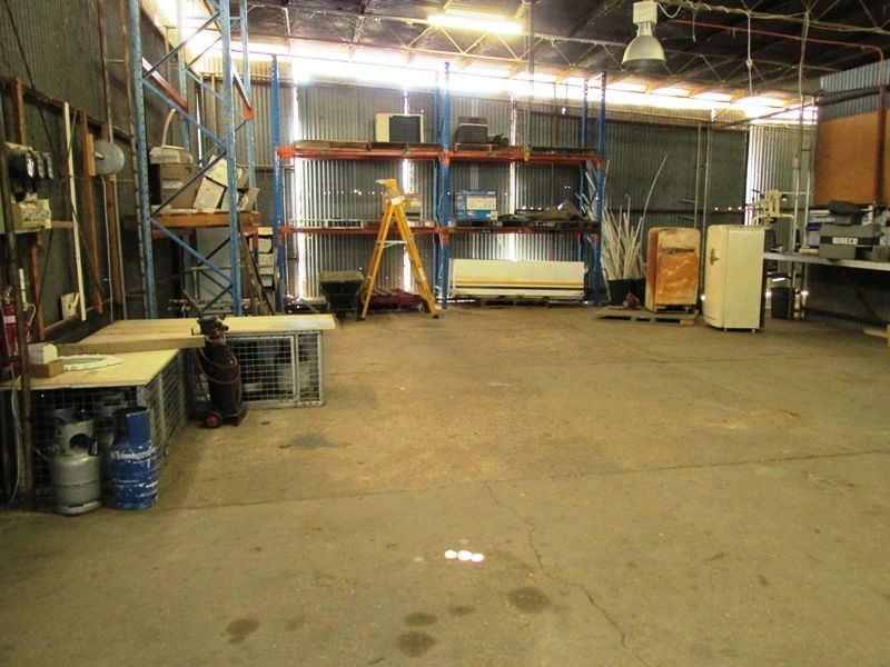 12 Owl, Longreach QLD 4730
