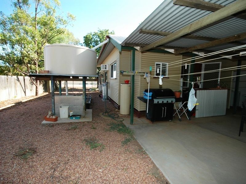 36 Miner street, Longreach QLD 4730