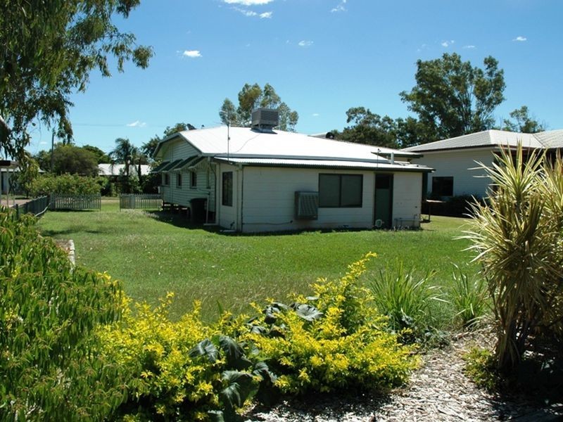 30 Galah street, Longreach QLD 4730