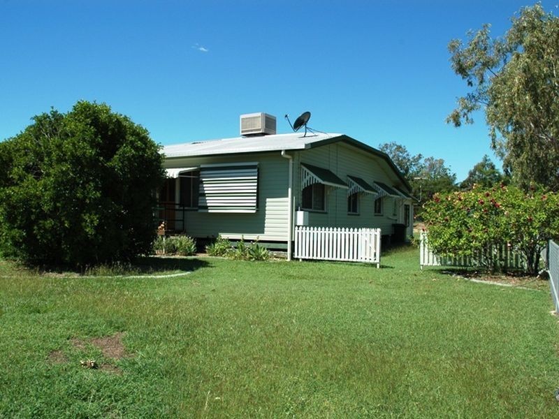 30 Galah street, Longreach QLD 4730