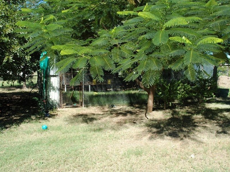 11 Elm street, Barcaldine QLD 4725