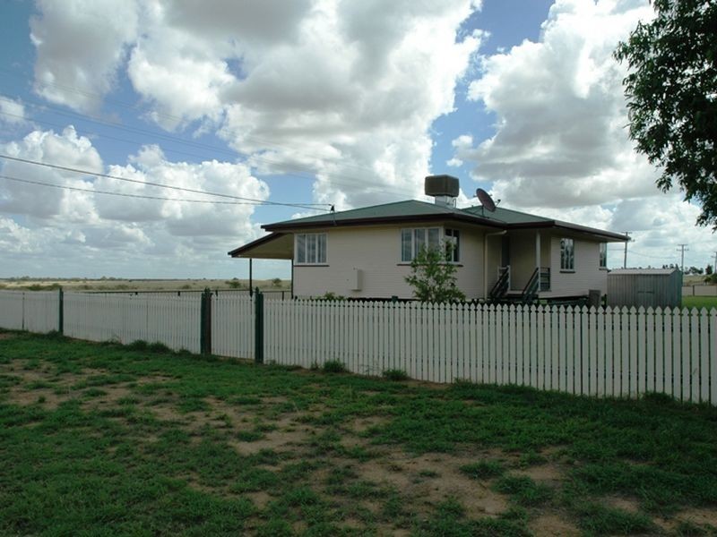 15 WELLSHOT STREET, Ilfracombe QLD 4727