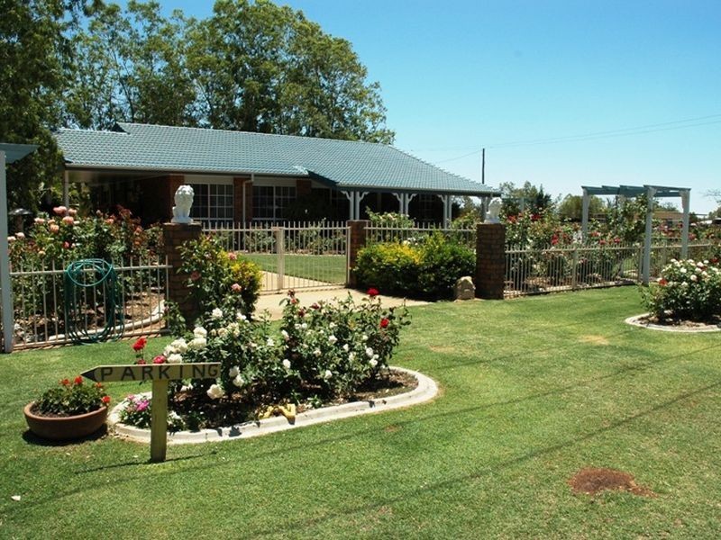 44 COOLIBAH STREET, Barcaldine QLD 4725