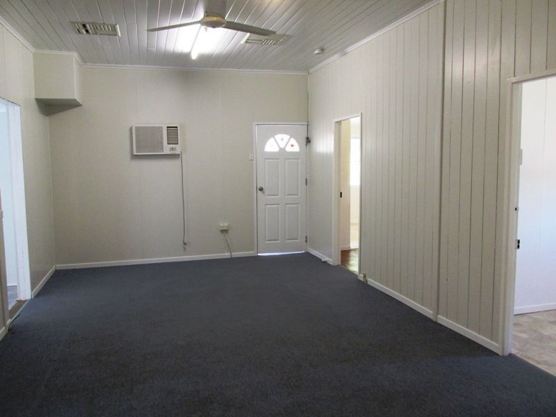 125 Kingfisher Street, Longreach QLD 4730