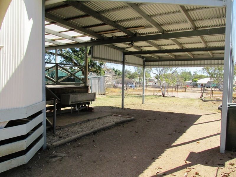 125 Kingfisher Street, Longreach QLD 4730