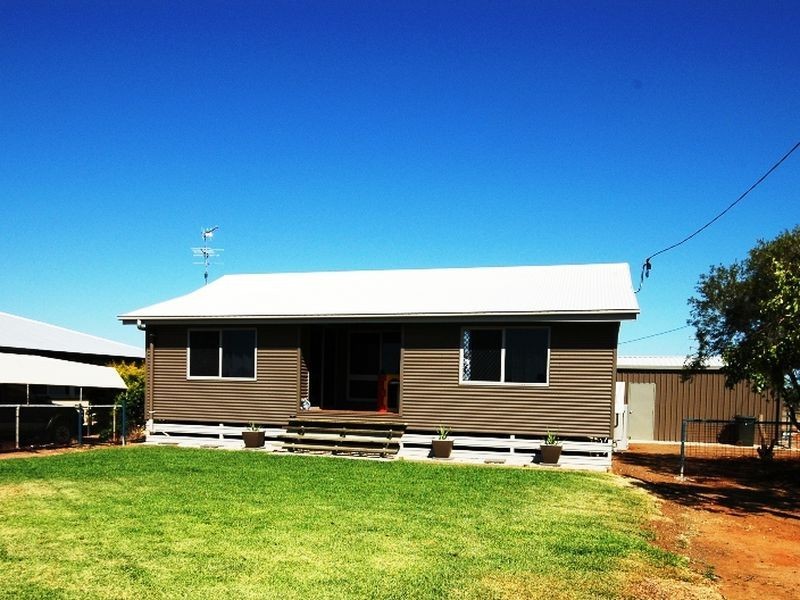 181 Galah street, Longreach QLD 4730