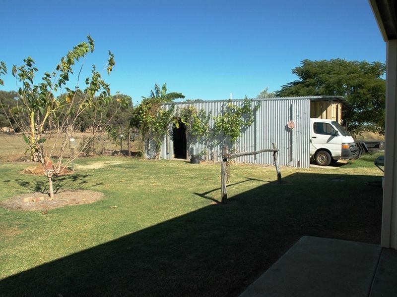 131 Bauhinia street, Barcaldine QLD 4725