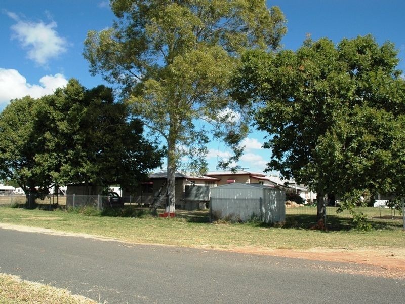 9 Dunning street, Alpha QLD 4724