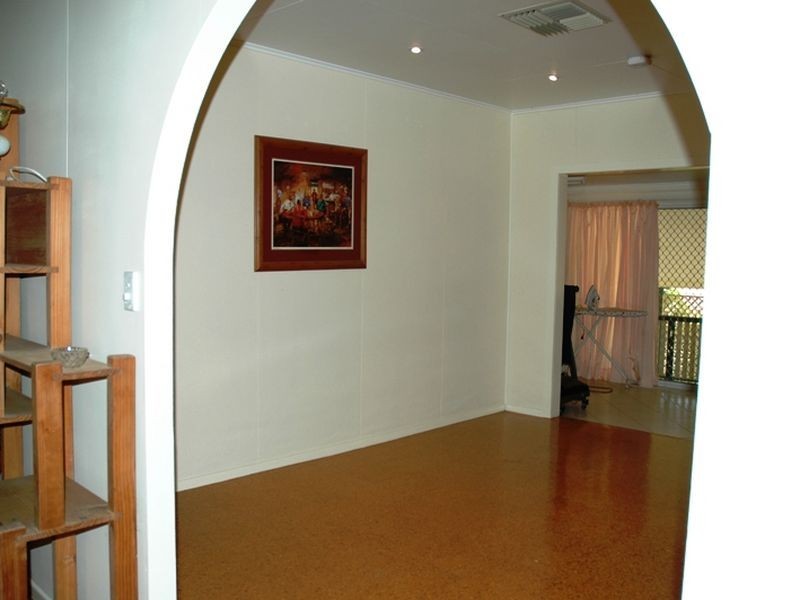 16 Swan street, Longreach QLD 4730