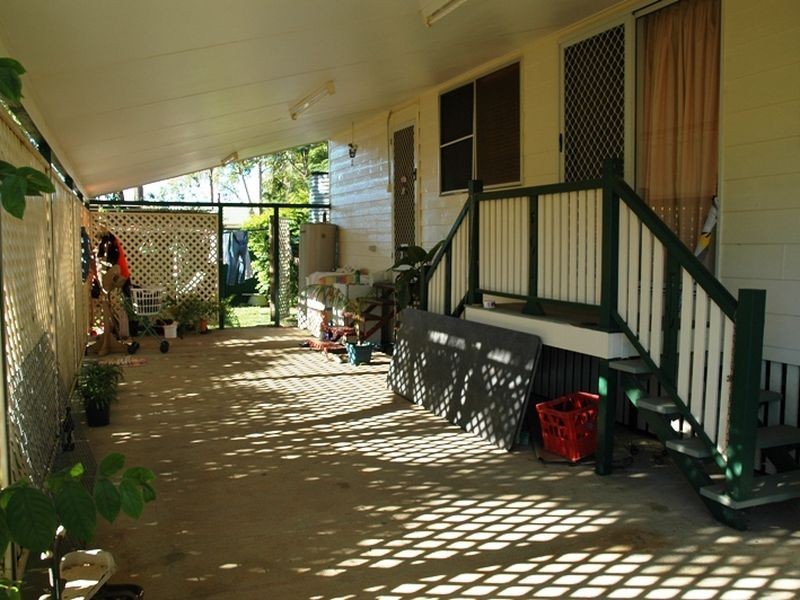 16 Swan street, Longreach QLD 4730
