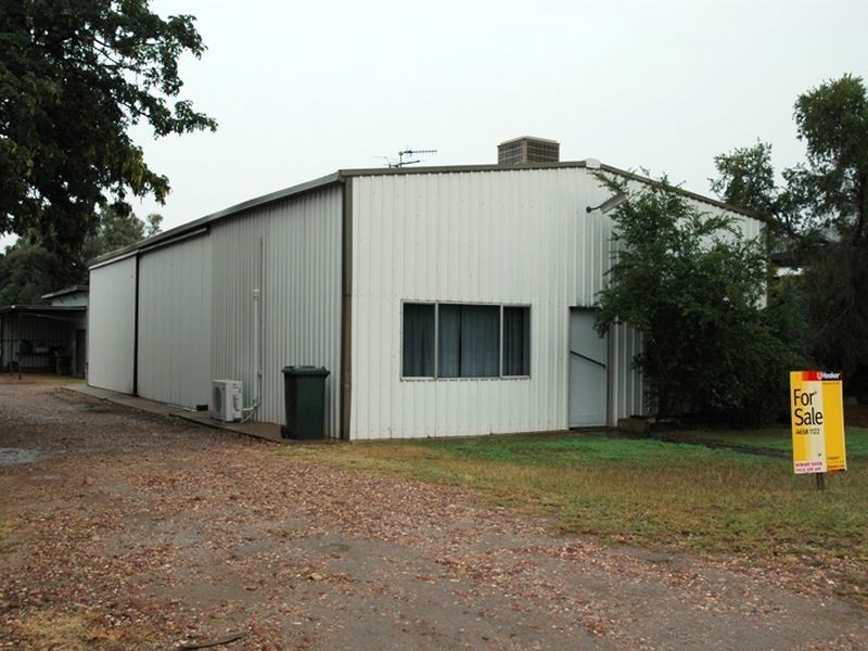 153 Eagle street, Longreach QLD 4730