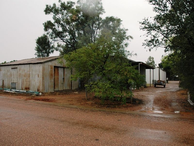 153 Eagle street, Longreach QLD 4730