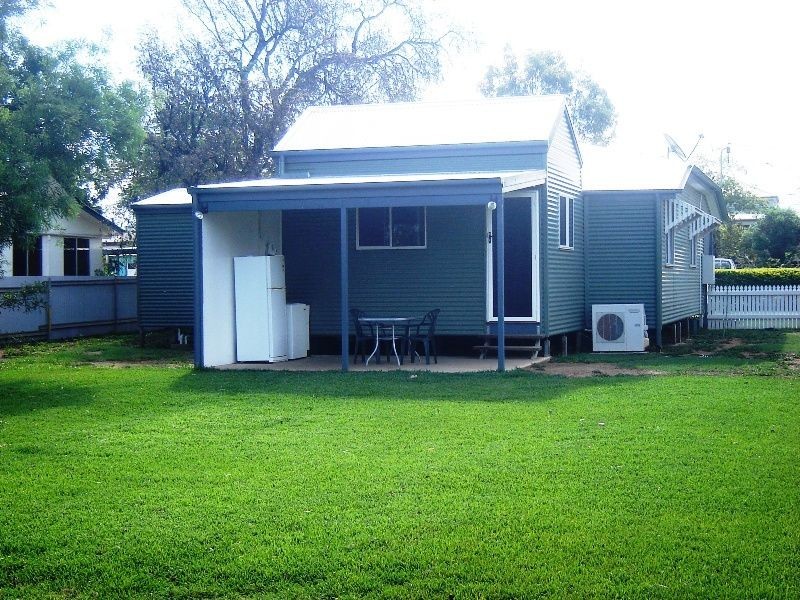 106 Cassowary street, Longreach QLD 4730