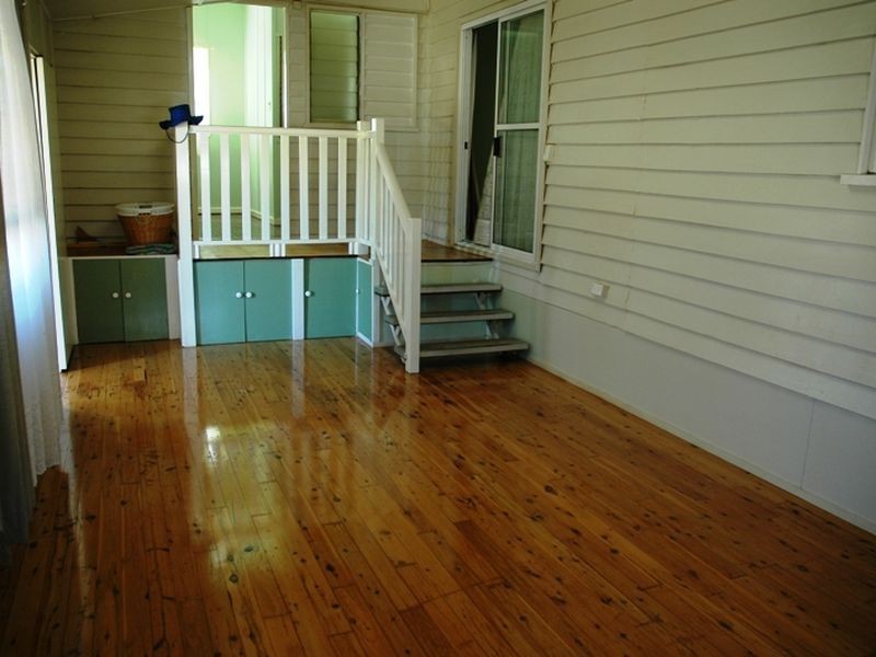 25 Eagle street, Longreach QLD 4730