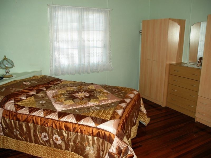25 Eagle street, Longreach QLD 4730