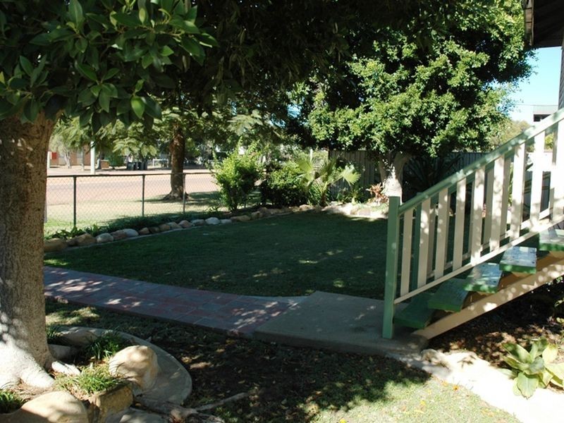 25 Eagle street, Longreach QLD 4730
