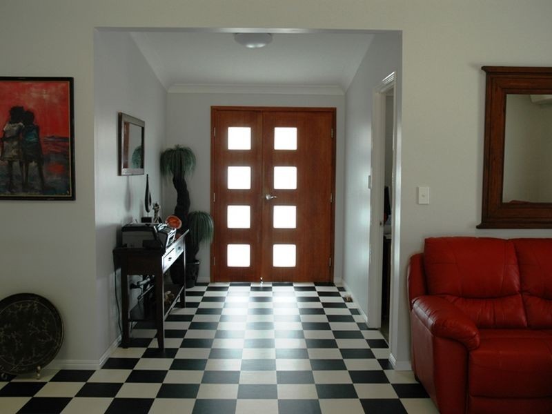 151 Wren street, Longreach QLD 4730