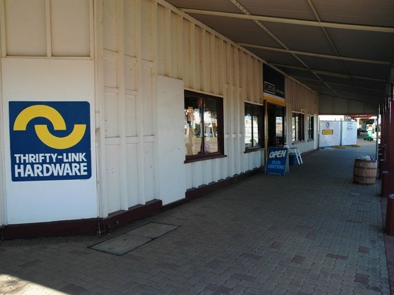 77 Elderslie Street, Winton QLD 4735