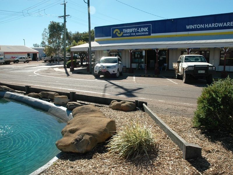 77 Elderslie Street, Winton QLD 4735