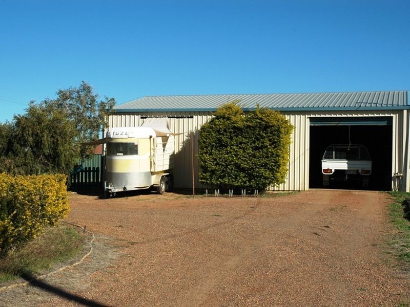 61-63 Leichhardt Street, Ilfracombe QLD 4727