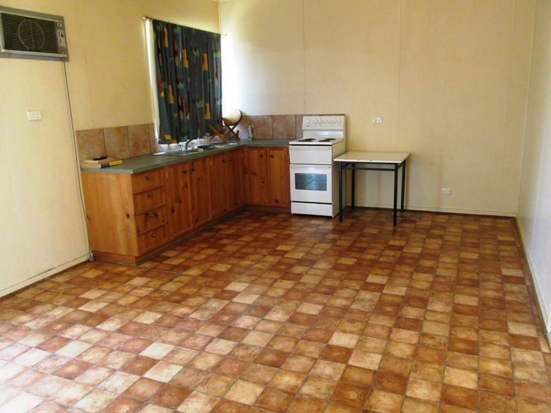 5/148 Eagle Street, Longreach QLD 4730