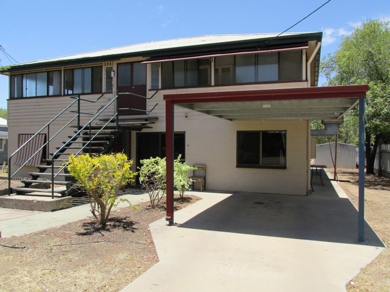 3/156 Crane Street, Longreach QLD 4730