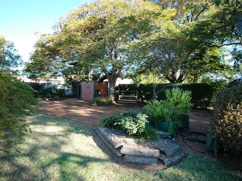 136 Emu street, Longreach QLD 4730