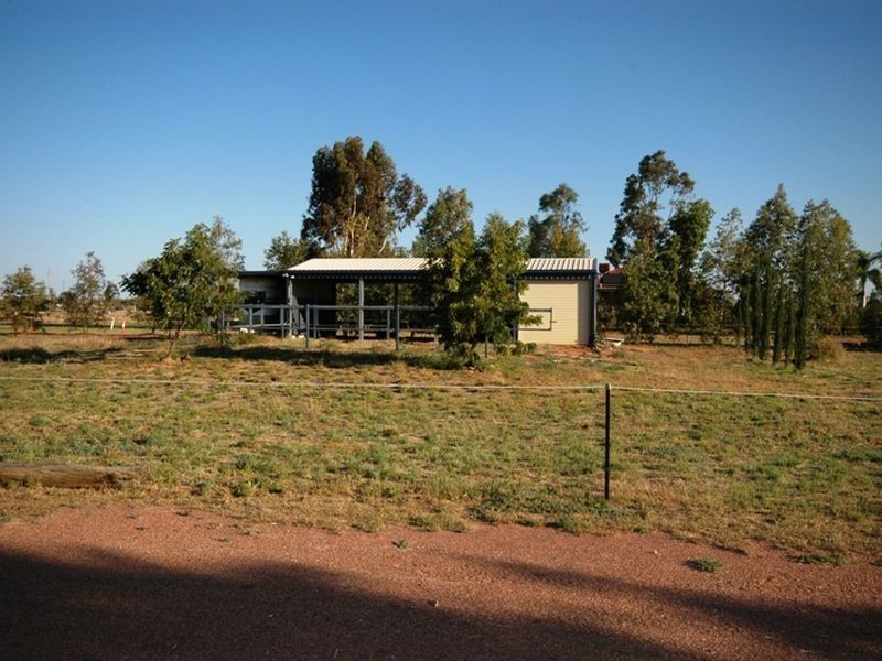 83 Wompoo road, Longreach QLD 4730