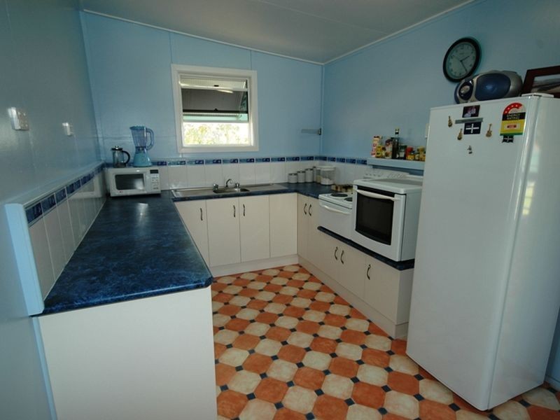 38 Cypress street, Barcaldine QLD 4725