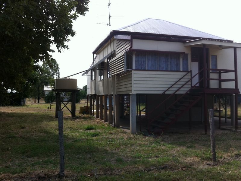 10 Dryden Street, Alpha QLD 4724